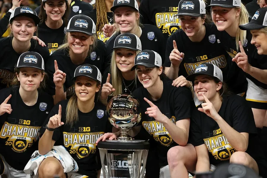 Iowa_Hawkeyes_B1G_champions