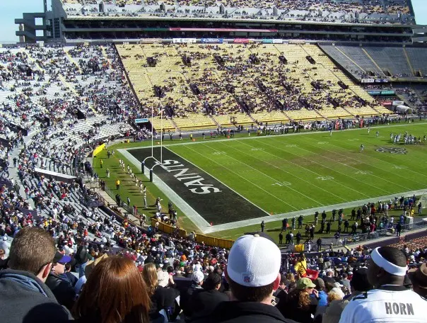 New_Orleans_Saints_at_Tiger_Stadium