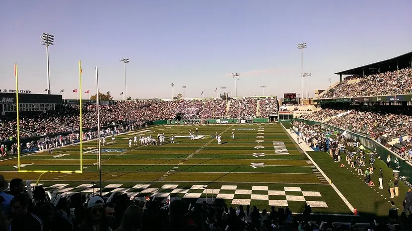 Yulman_Stadium_Homecoming